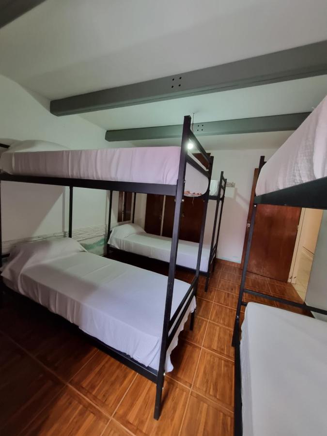 Casa Alvarado Hostel Салта Екстериор снимка