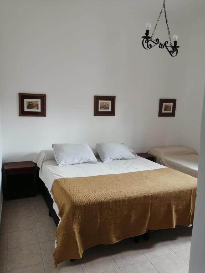 Casa Alvarado Hostel Салта Стая снимка