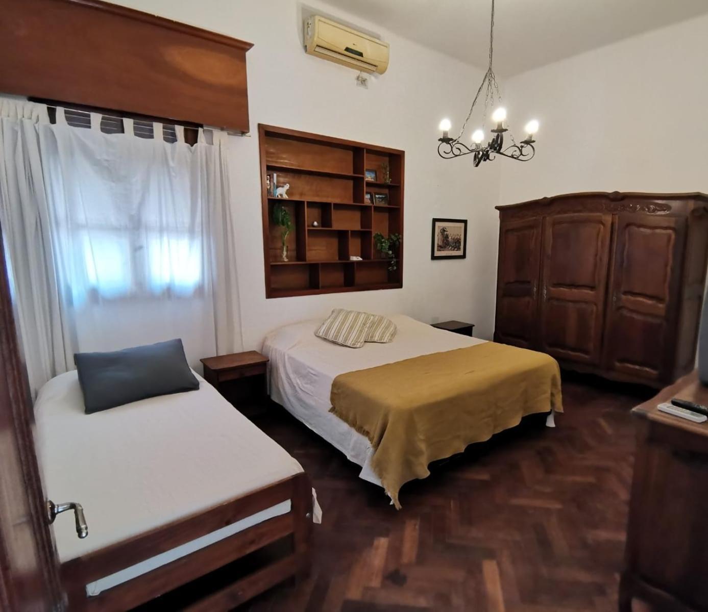 Casa Alvarado Hostel Салта Стая снимка